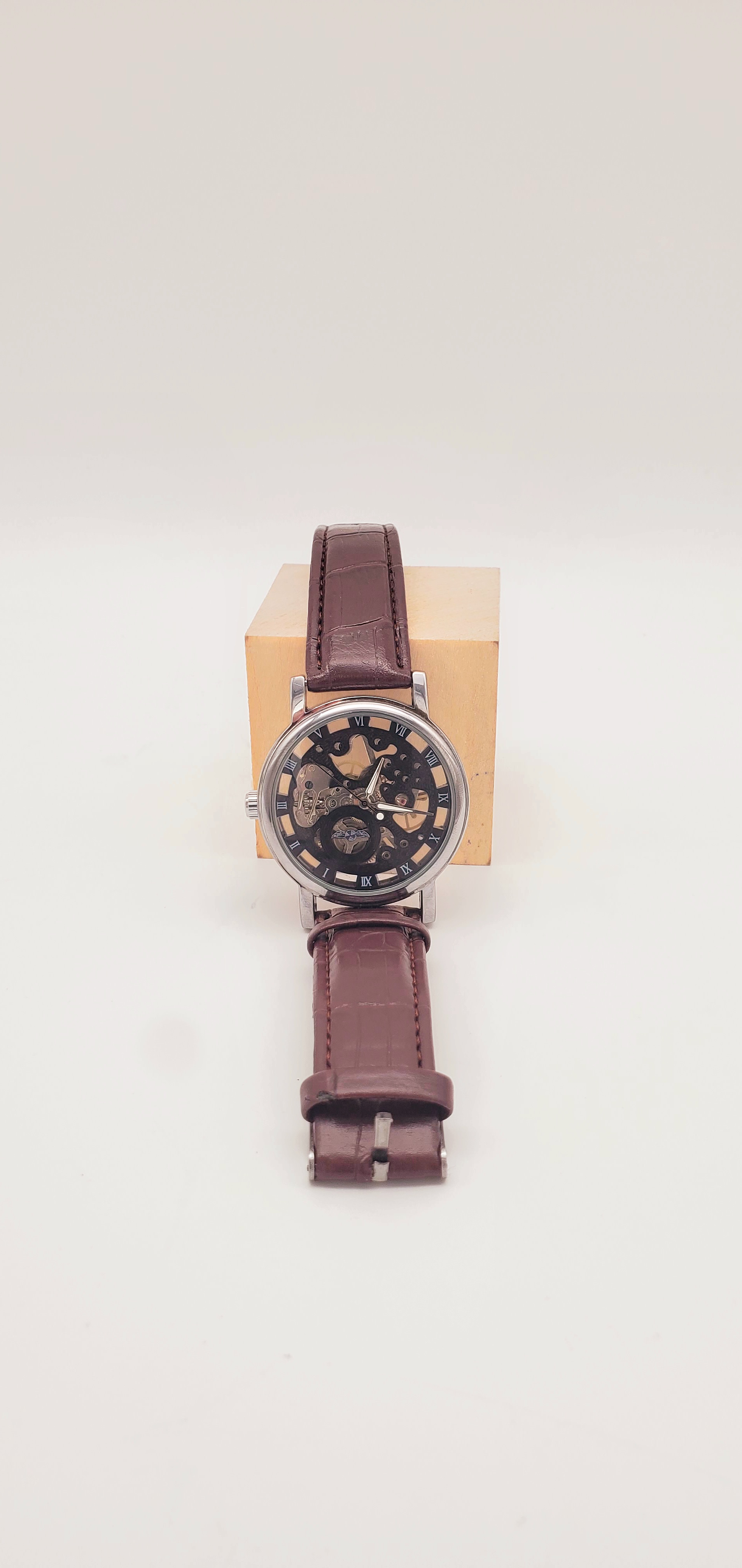 Sovereign I complete watch with leather strap